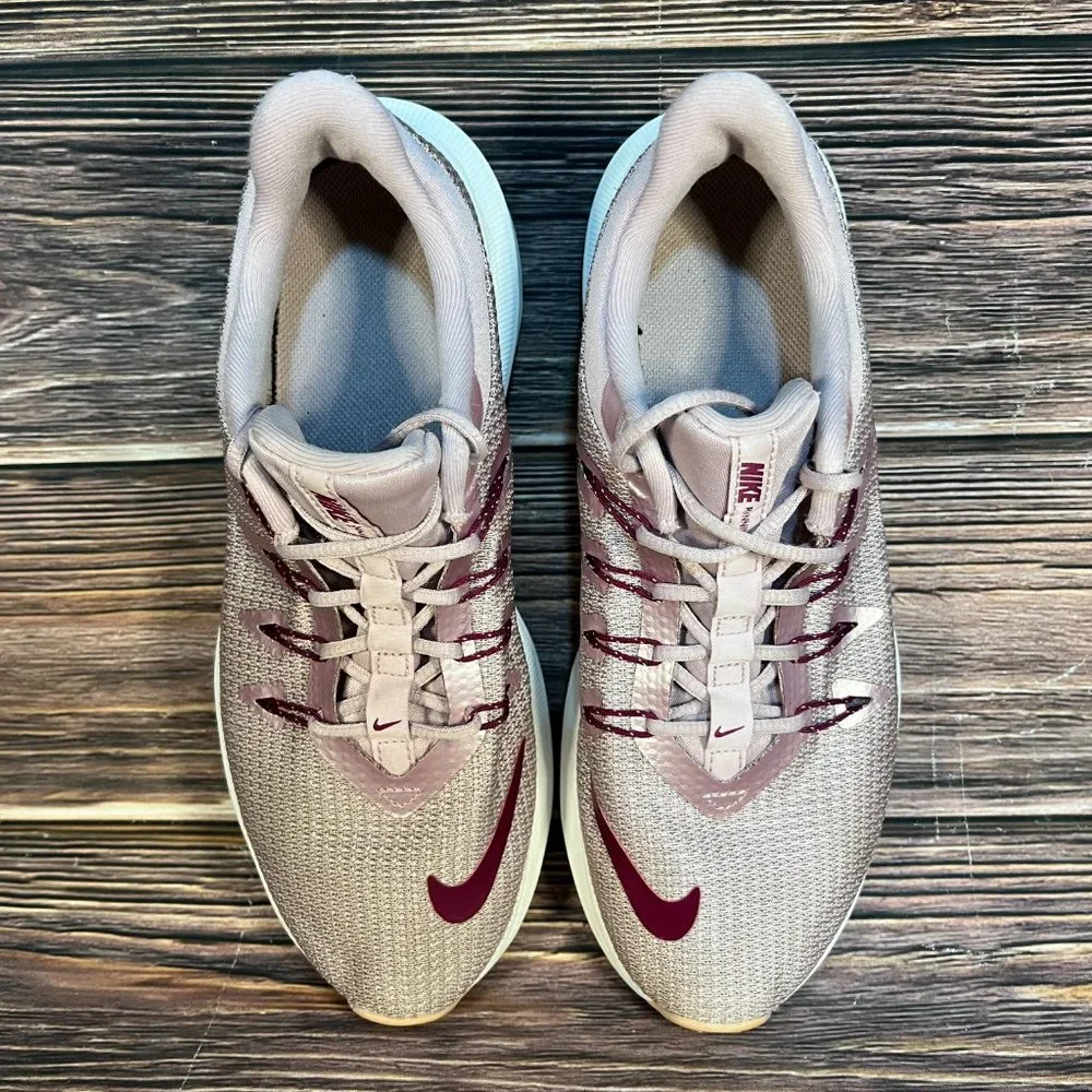 Nike Quest Plum Chalk Women's Athletic‎ Running Shoes